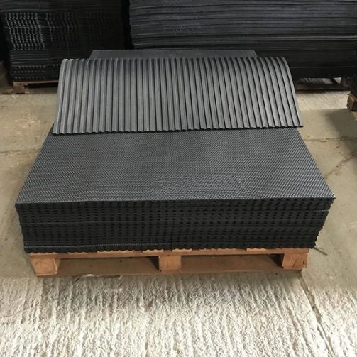 Rubber Gym mat, Commercial Flooring 12 mm (6 x 4) Foot/ Hammer Top Hard rubber