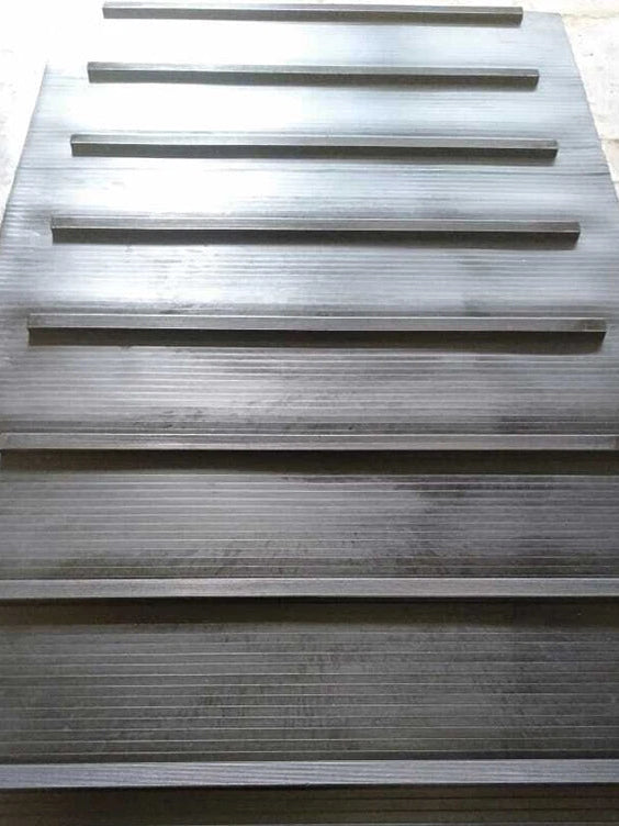 Rubber Horse Box Trailer Ramp Mat 7foot long and 4foot wide