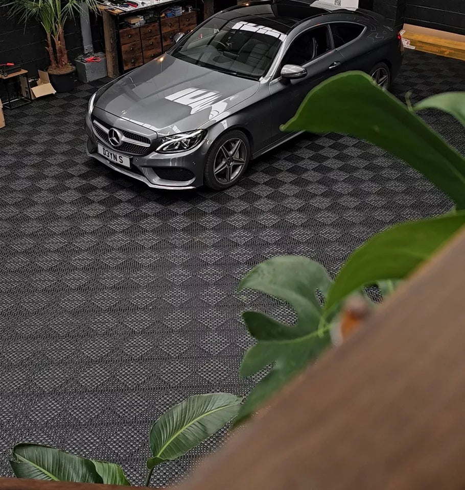 Modular Interlocking Garage Flooring Tiles